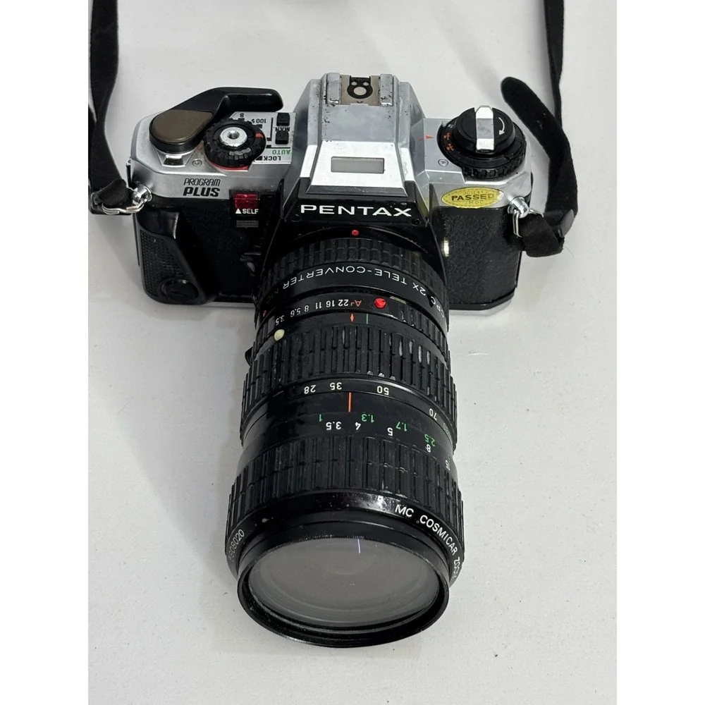 Pentax Program Plus 35mm SLR Camera With Zoom 28-80mm f/3.5-4.5 Lens Vintage 90s